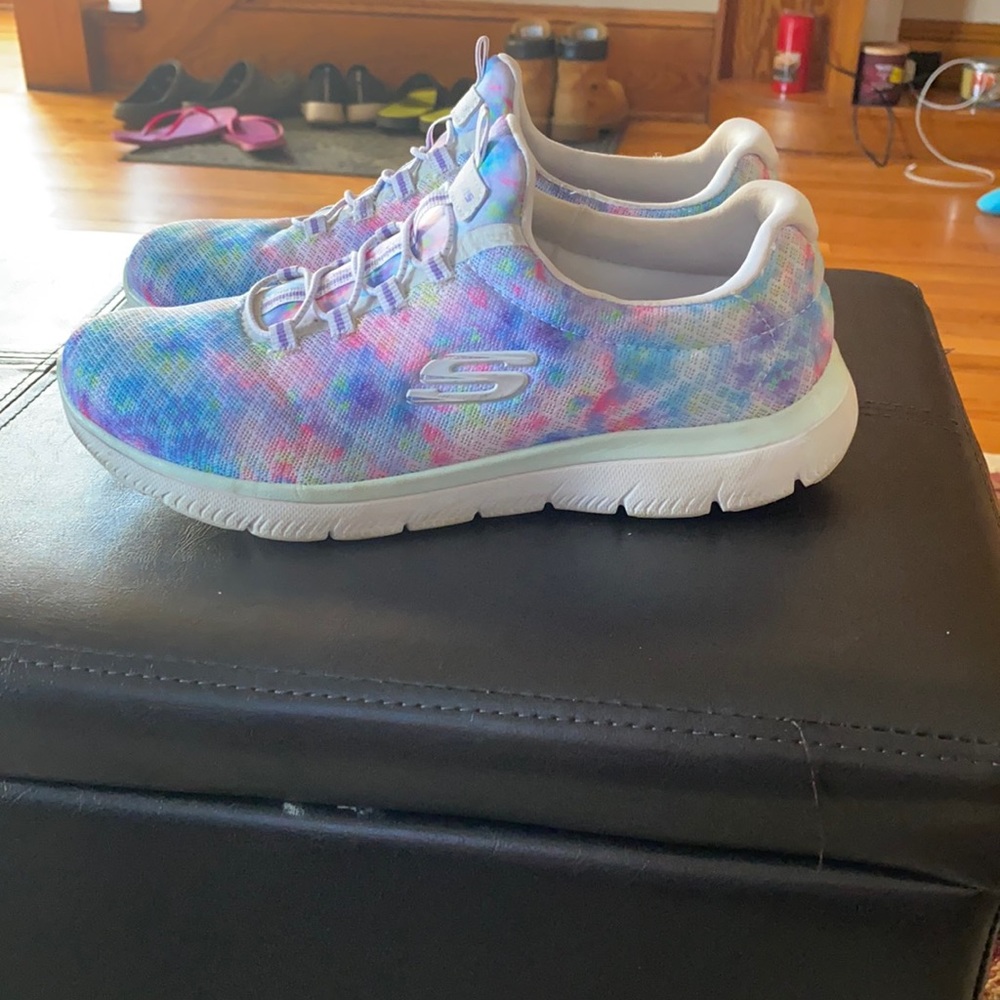 Skechers women size 9 worn twice